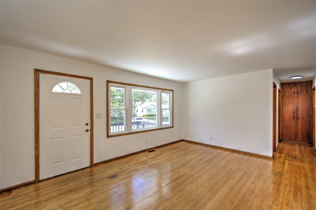 12 Crestview Drive Property Photo 10