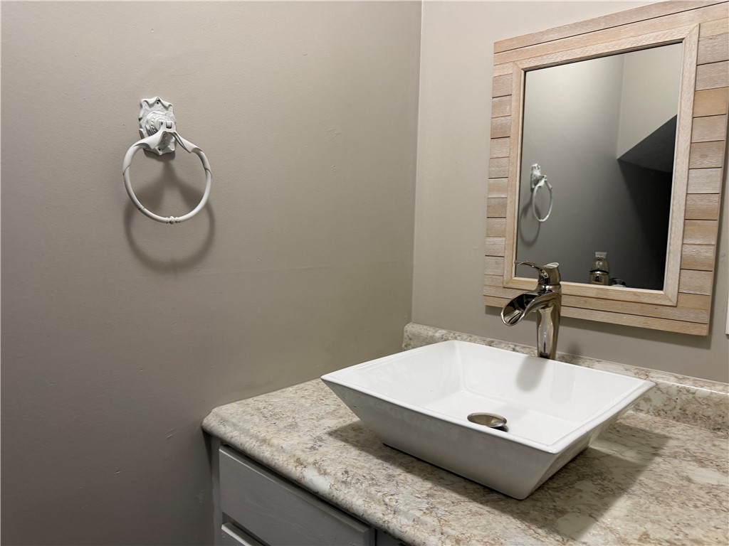 1209 Hickory Drive Property Photo 14