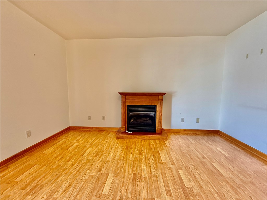 311 S Polk Street Property Photo 8