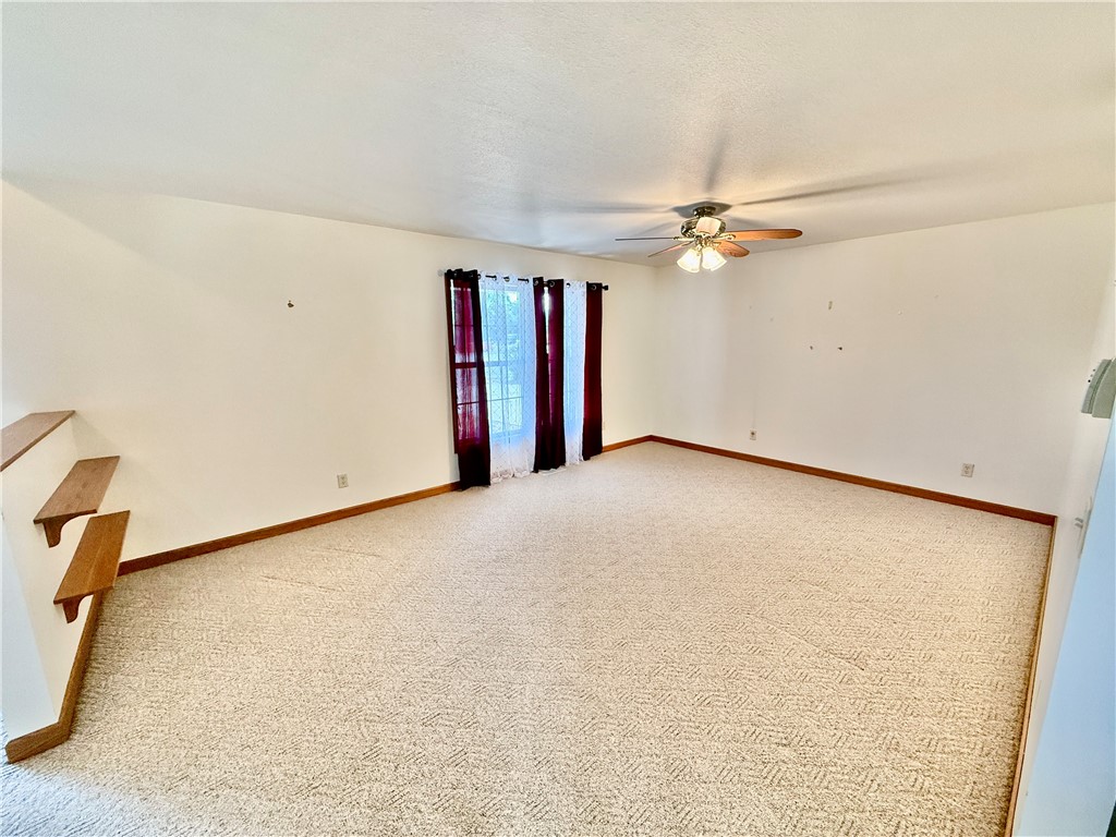 311 S Polk Street Property Photo 10
