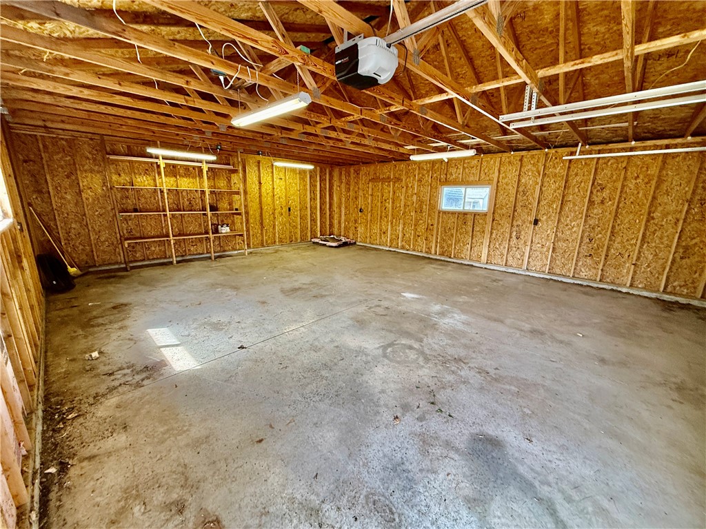311 S Polk Street Property Photo 29