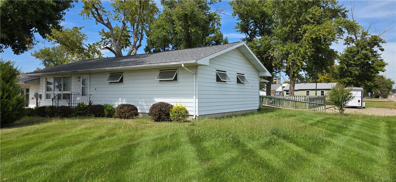 204 Jennie Haley Drive Property Photo 2