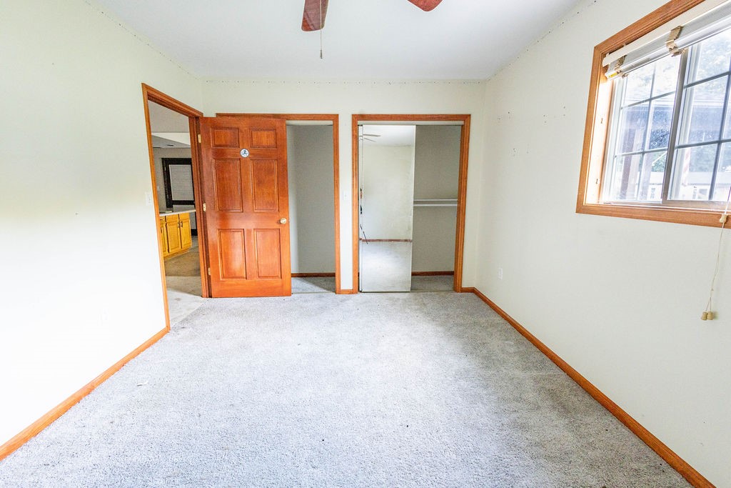 3115 E Voorhees Street Property Photo 18