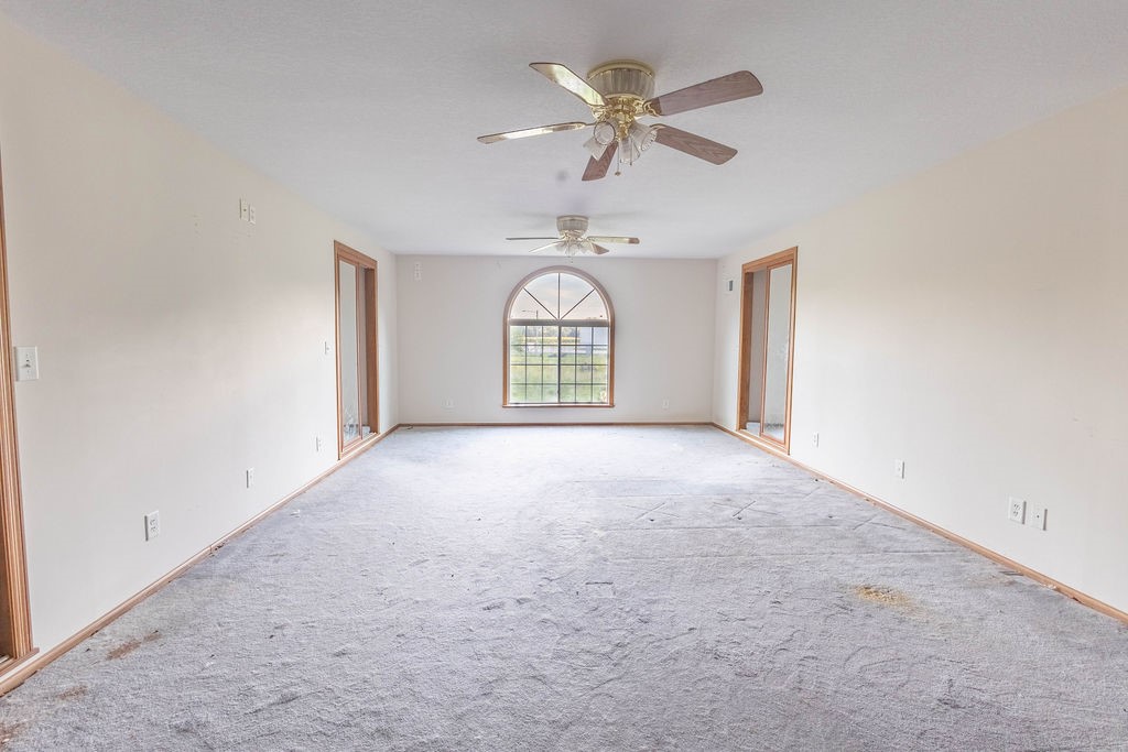 3115 E Voorhees Street Property Photo 29