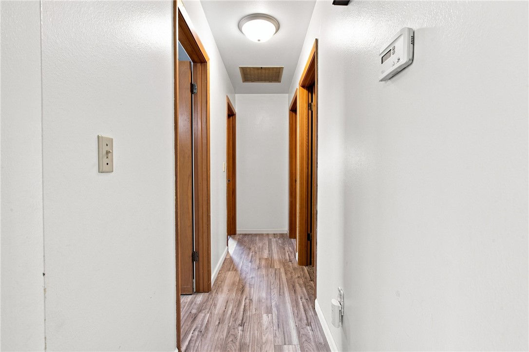 218 N Kansas Street Property Photo 12