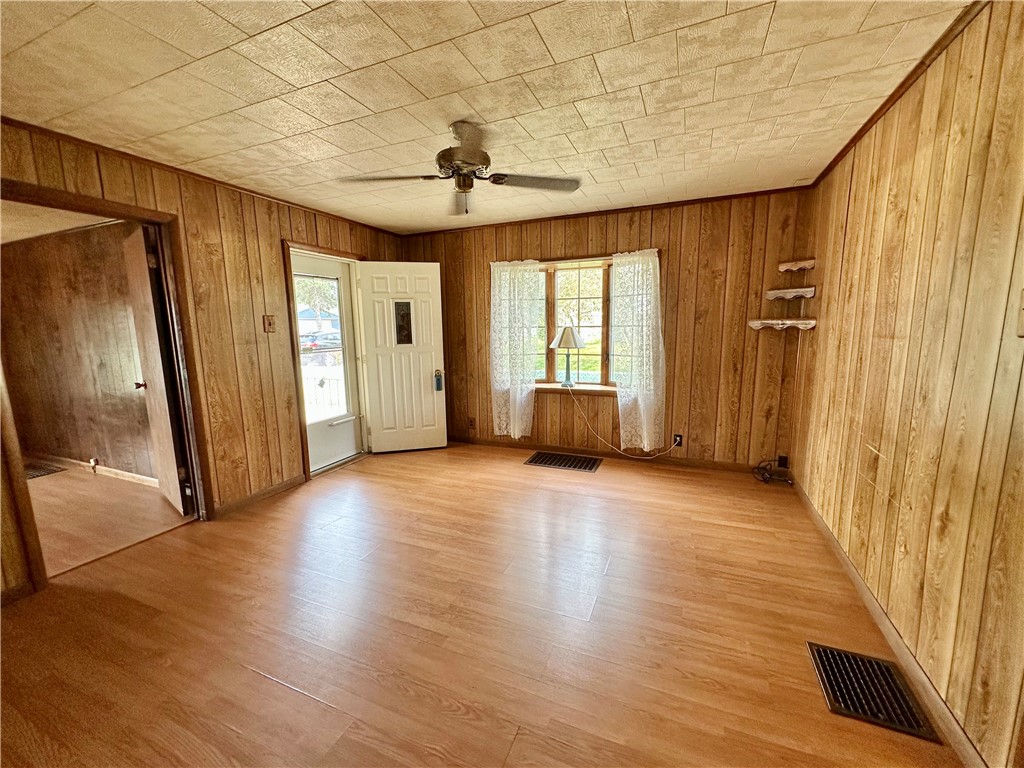 123 Adams Street Property Photo 9