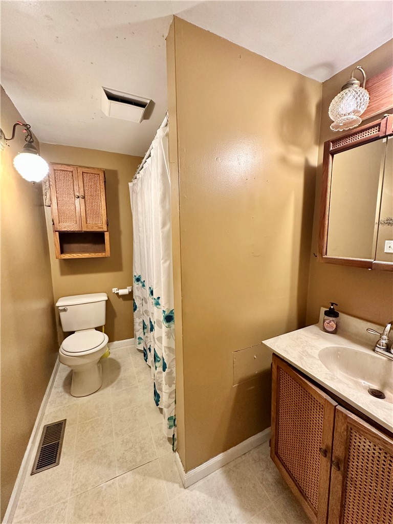 123 Adams Street Property Photo 14