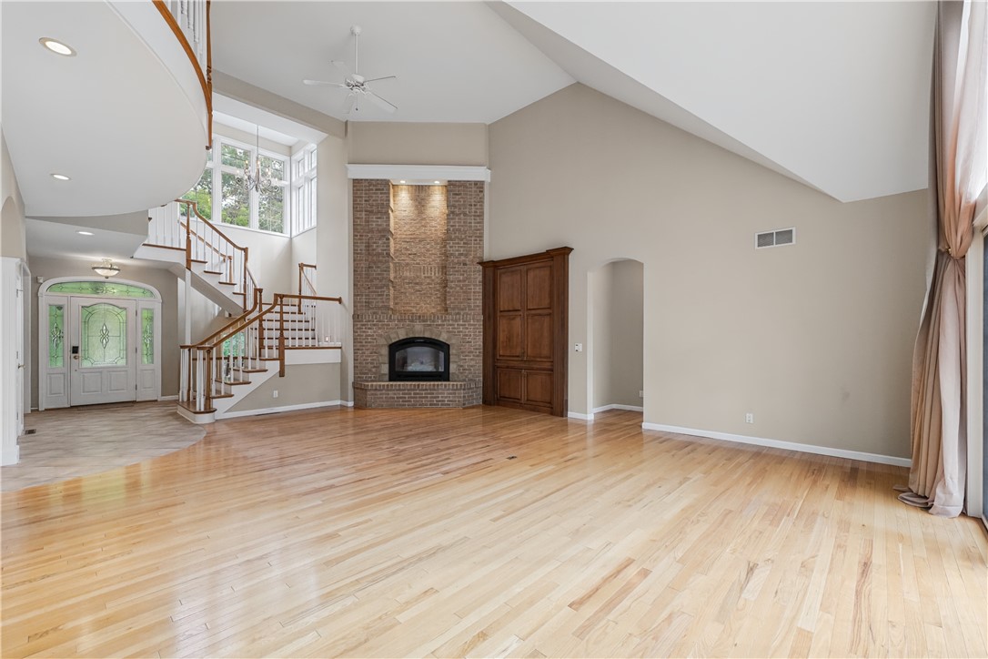 35 Westwood Place Property Photo 16