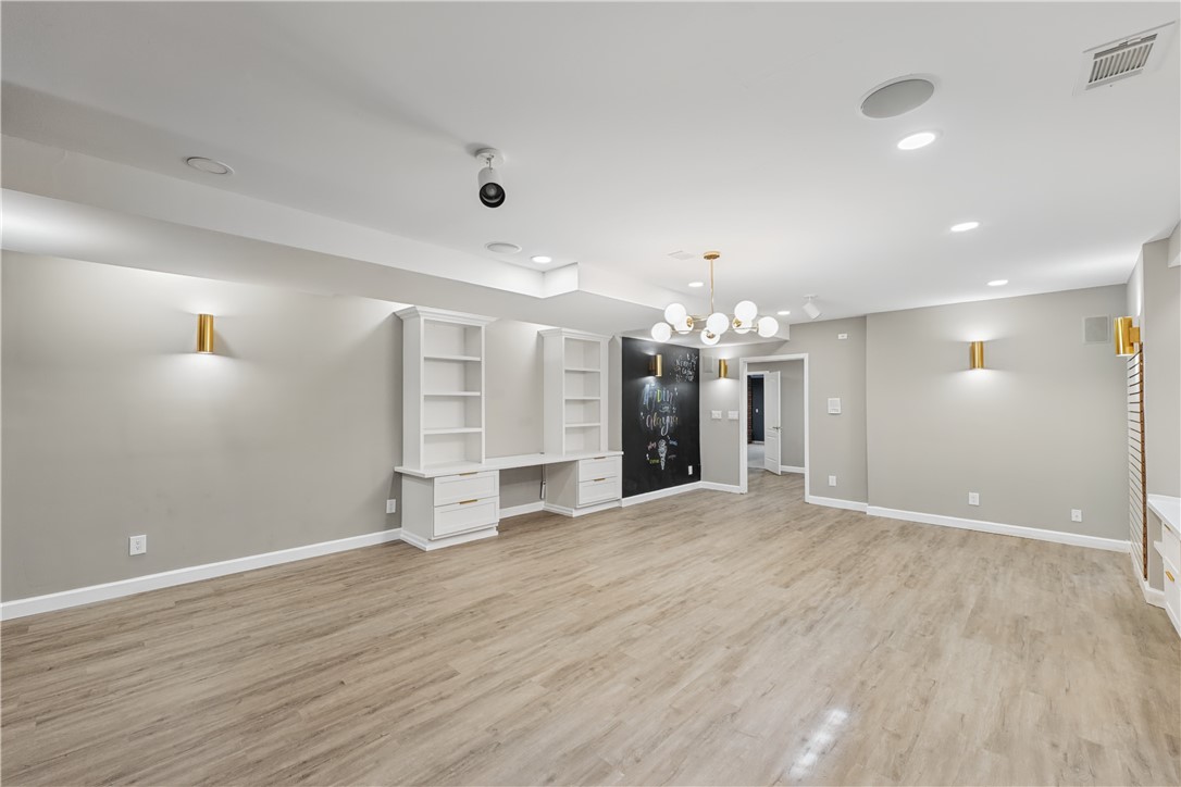 35 Westwood Place Property Photo 59