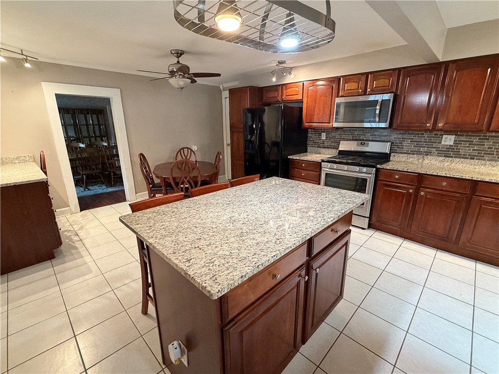 2045 Mckinley Avenue Property Photo 7