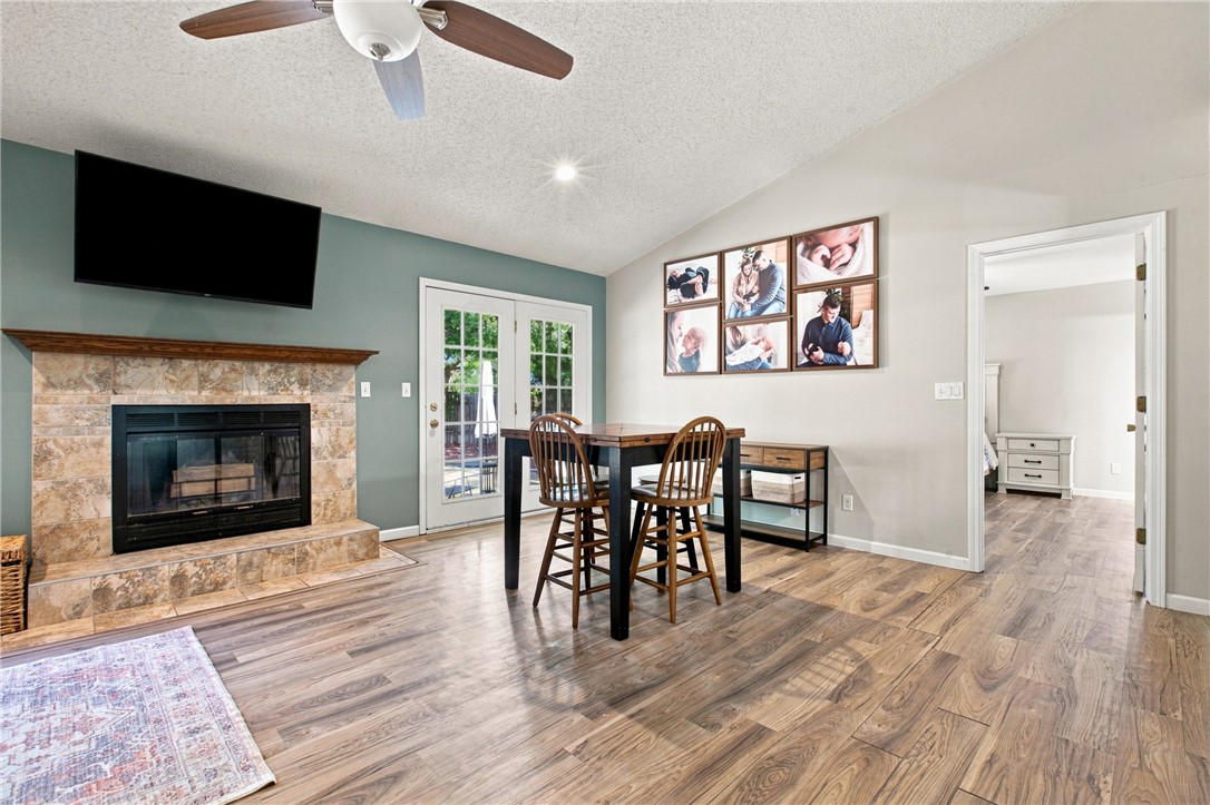 2402 Woodlawn Drive Property Photo 7