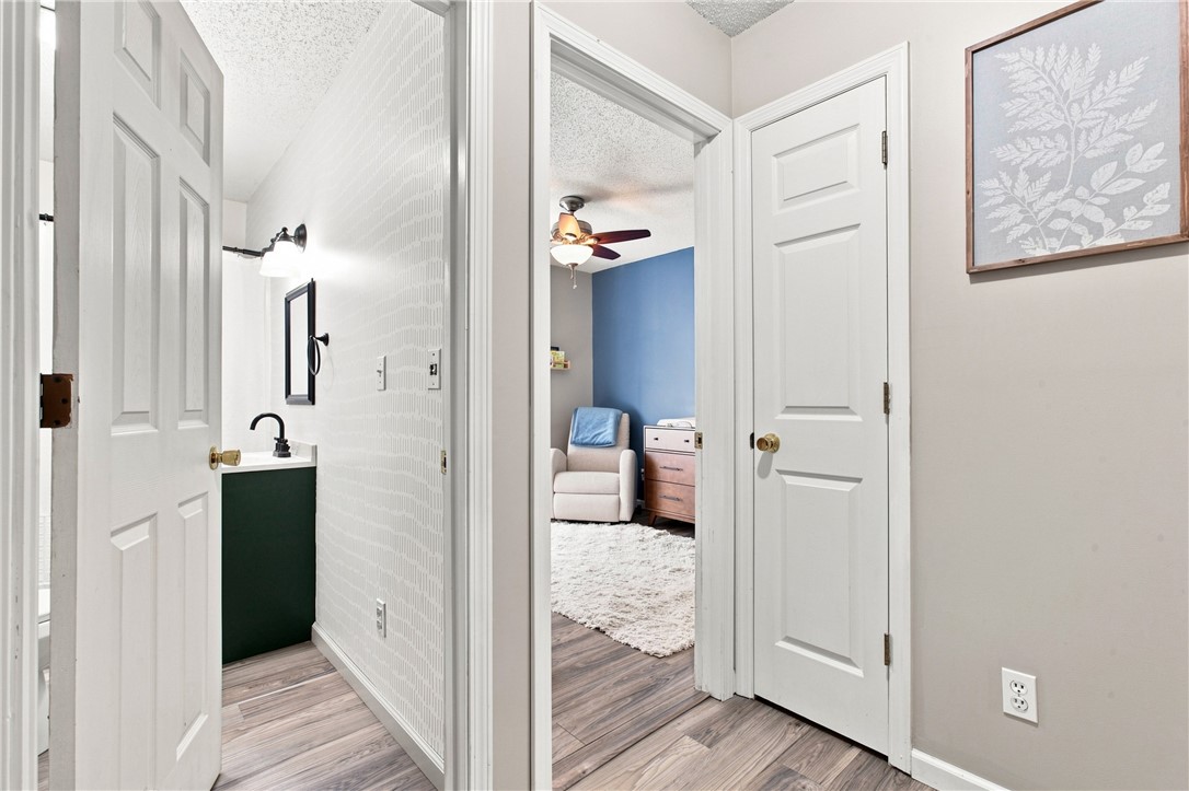 2402 Woodlawn Drive Property Photo 10