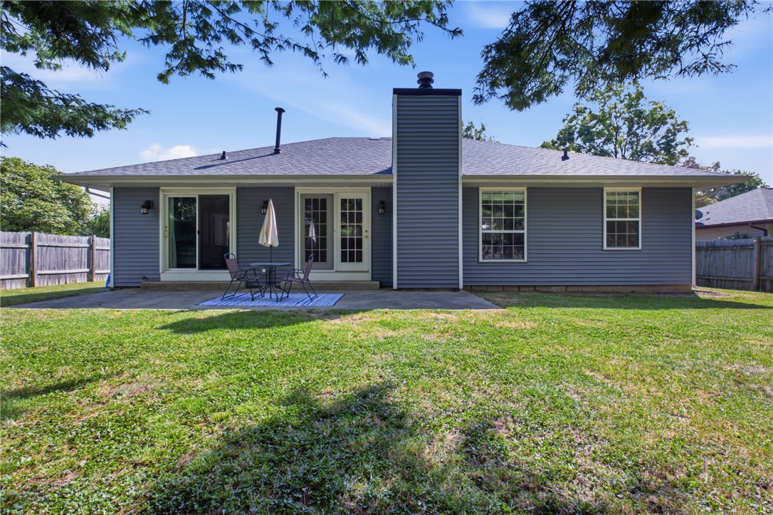 2402 Woodlawn Drive Property Photo 17