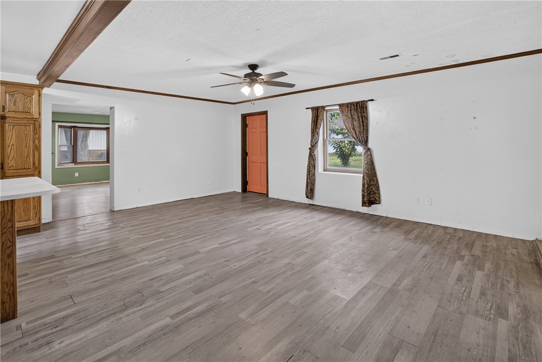 104 N Columbia Street Property Photo 7