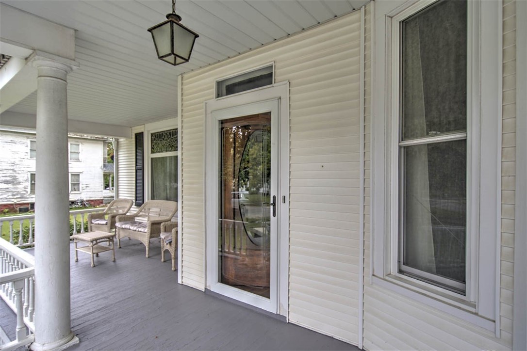 209 St. Marie Street Property Photo 4