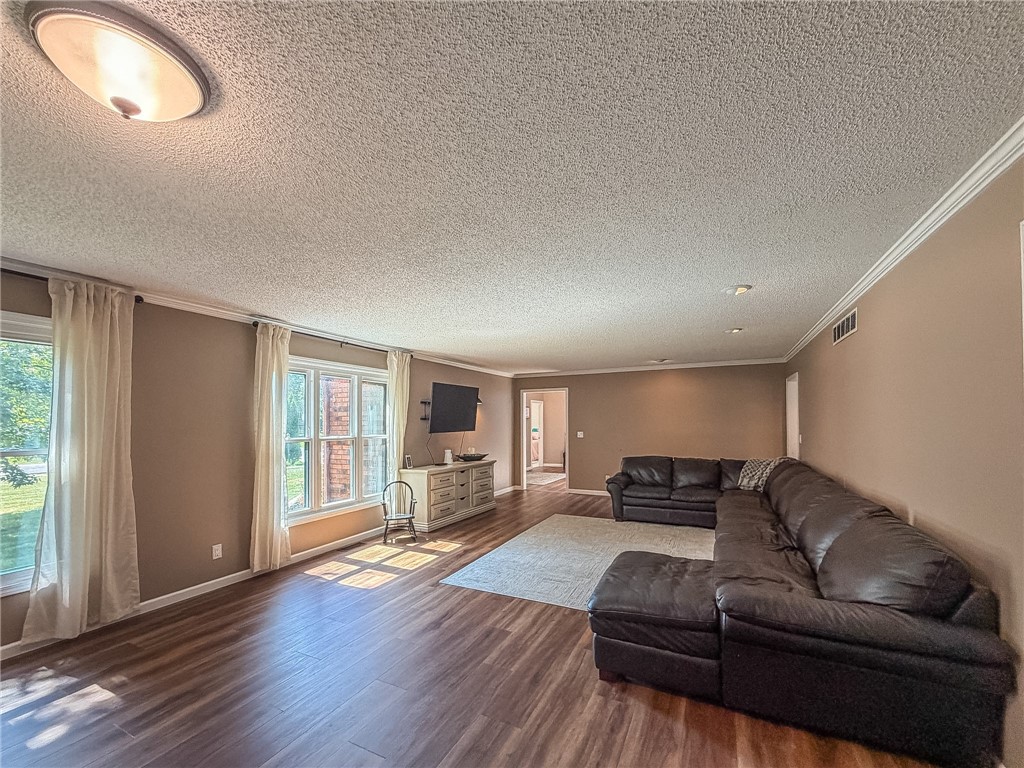 7 Pinehurst Drive Property Photo 15