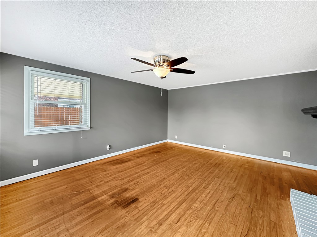 1105 N 30th Street Property Photo 4