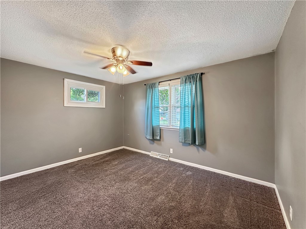 1105 N 30th Street Property Photo 12