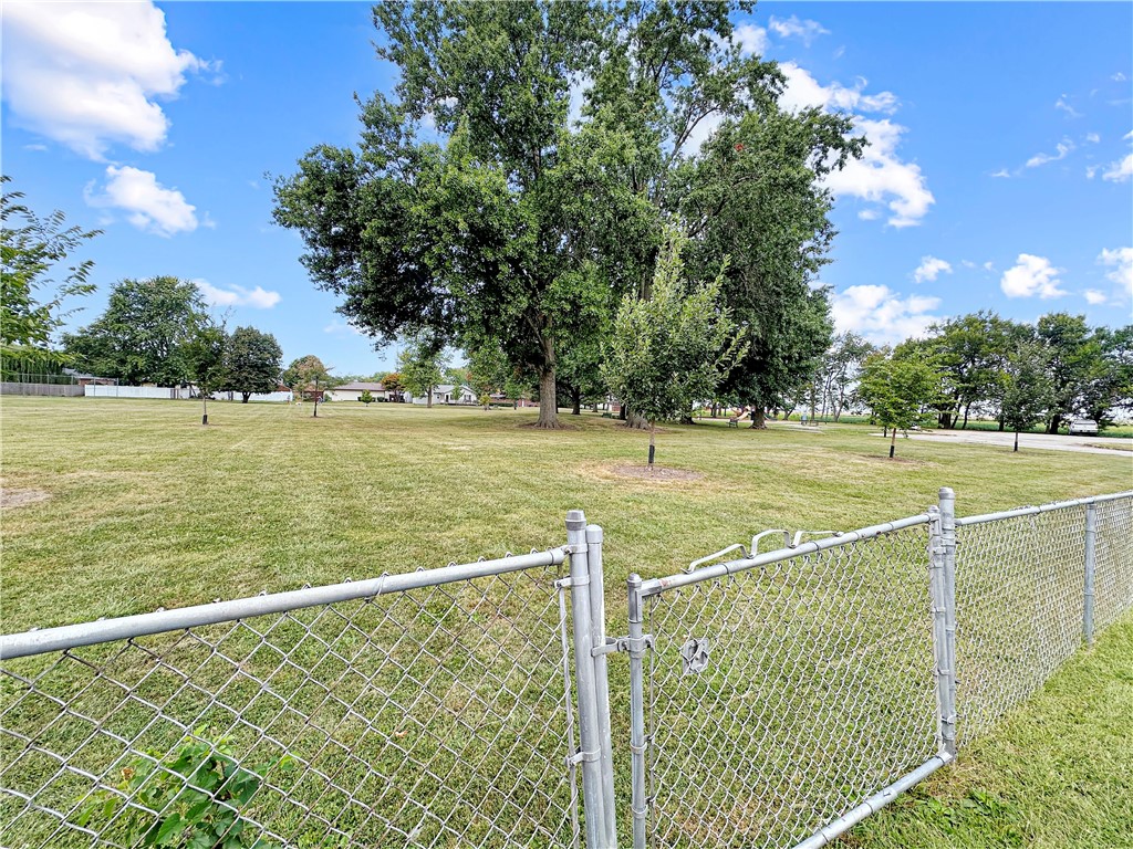 1105 N 30th Street Property Photo 23