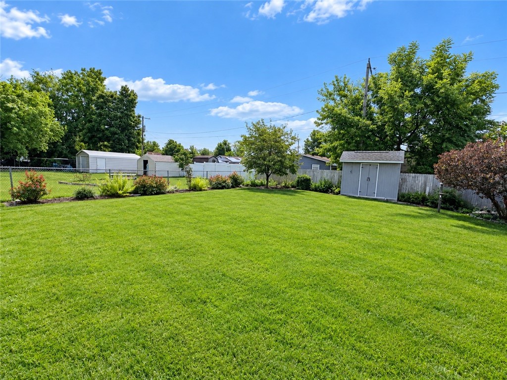 308 8th Street Property Photo 2
