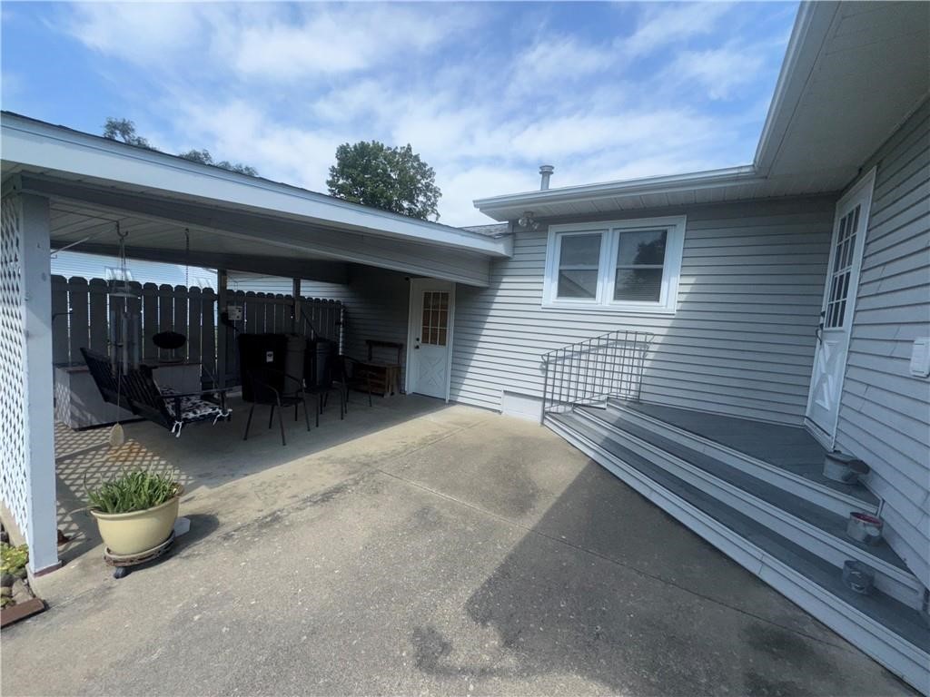 308 8th Street Property Photo 4
