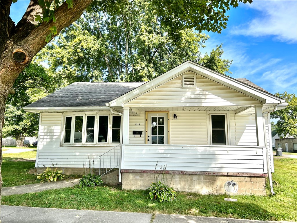 1214 Archer Avenue Property Photo 1