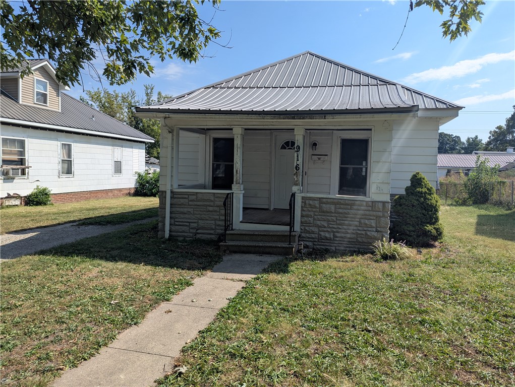 916 N 12th Street Property Photo 1