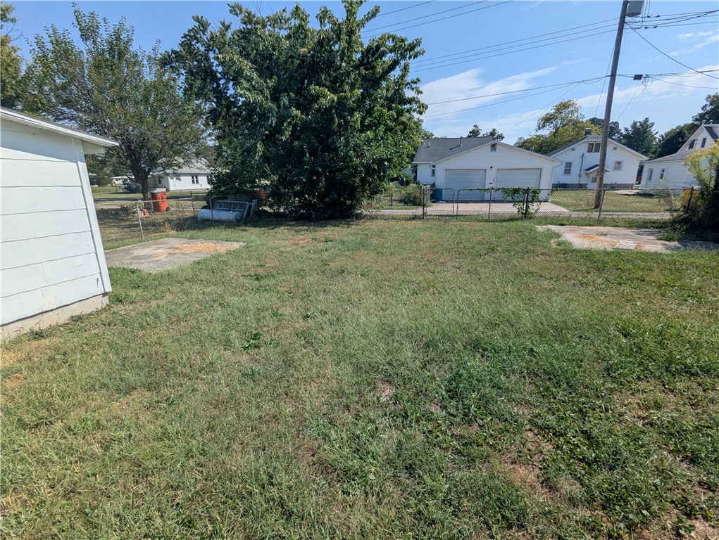 916 N 12th Street Property Photo 19