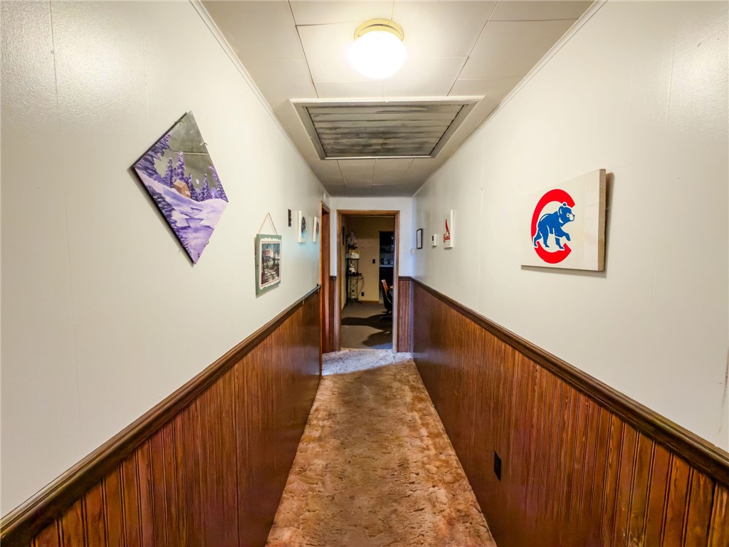 105 E Cherry Street Property Photo 11