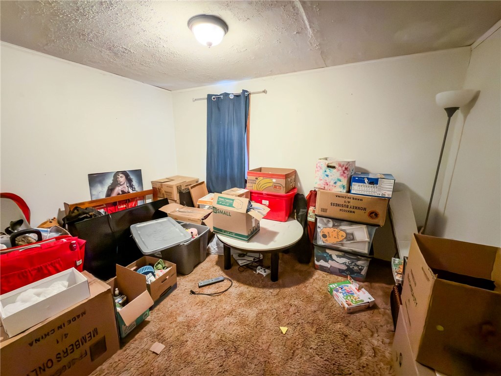 105 E Cherry Street Property Photo 18