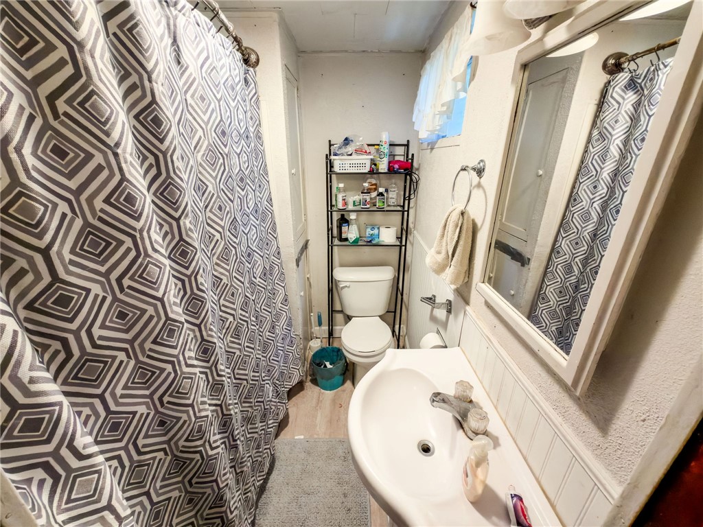 105 E Cherry Street Property Photo 20