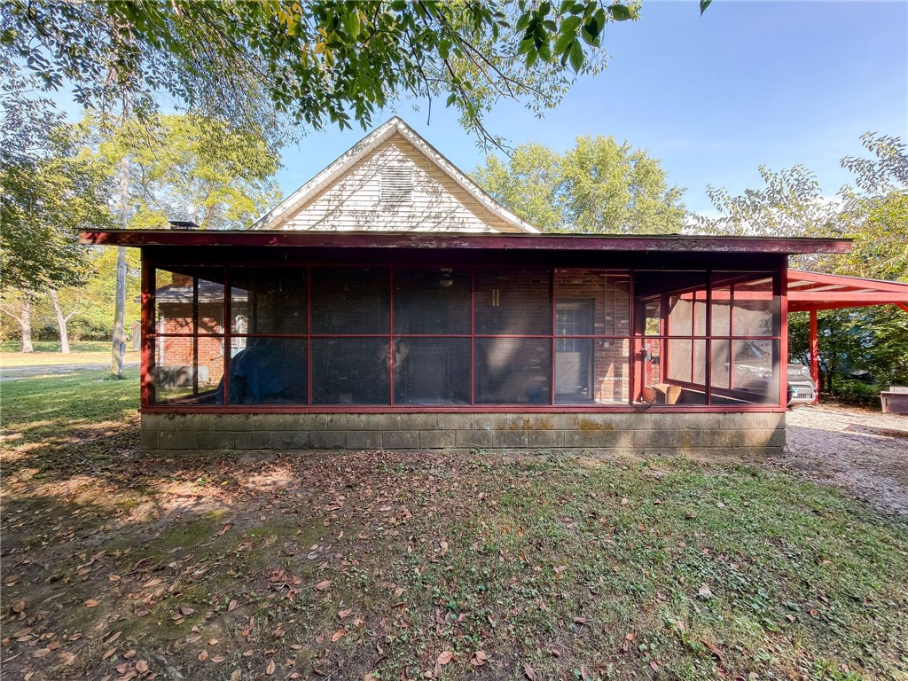 105 E Cherry Street Property Photo 25