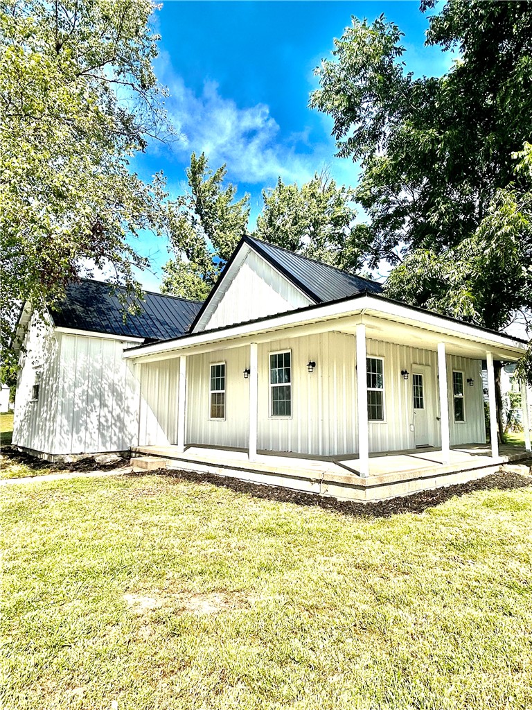 714 S 6th Street Property Photo 1