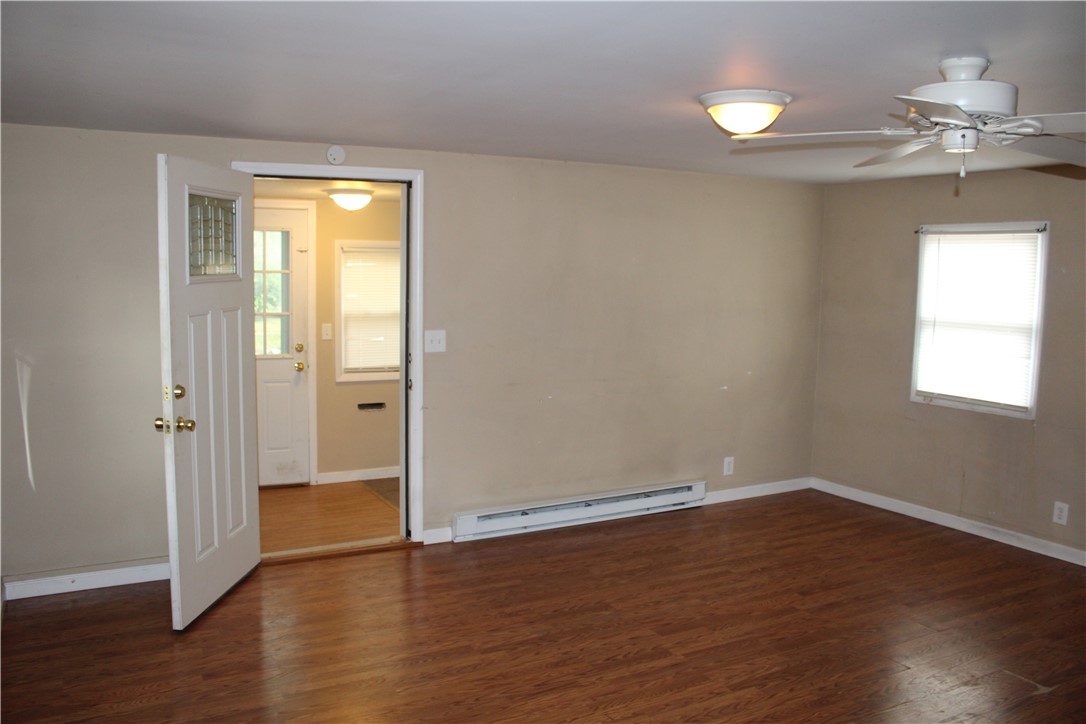 2309 Marshall Avenue Property Photo 3