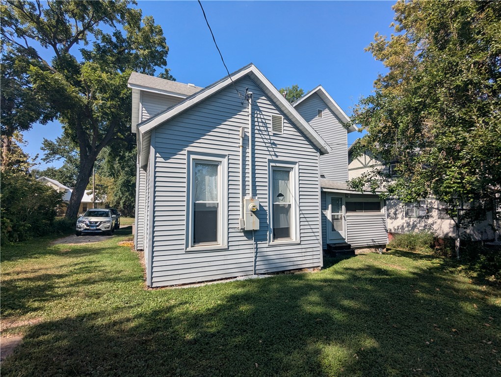 1214 Jefferson Avenue Property Photo 3