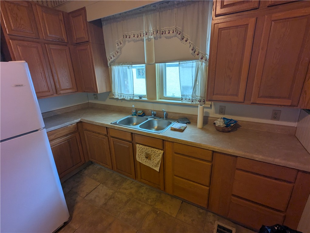 1214 Jefferson Avenue Property Photo 4