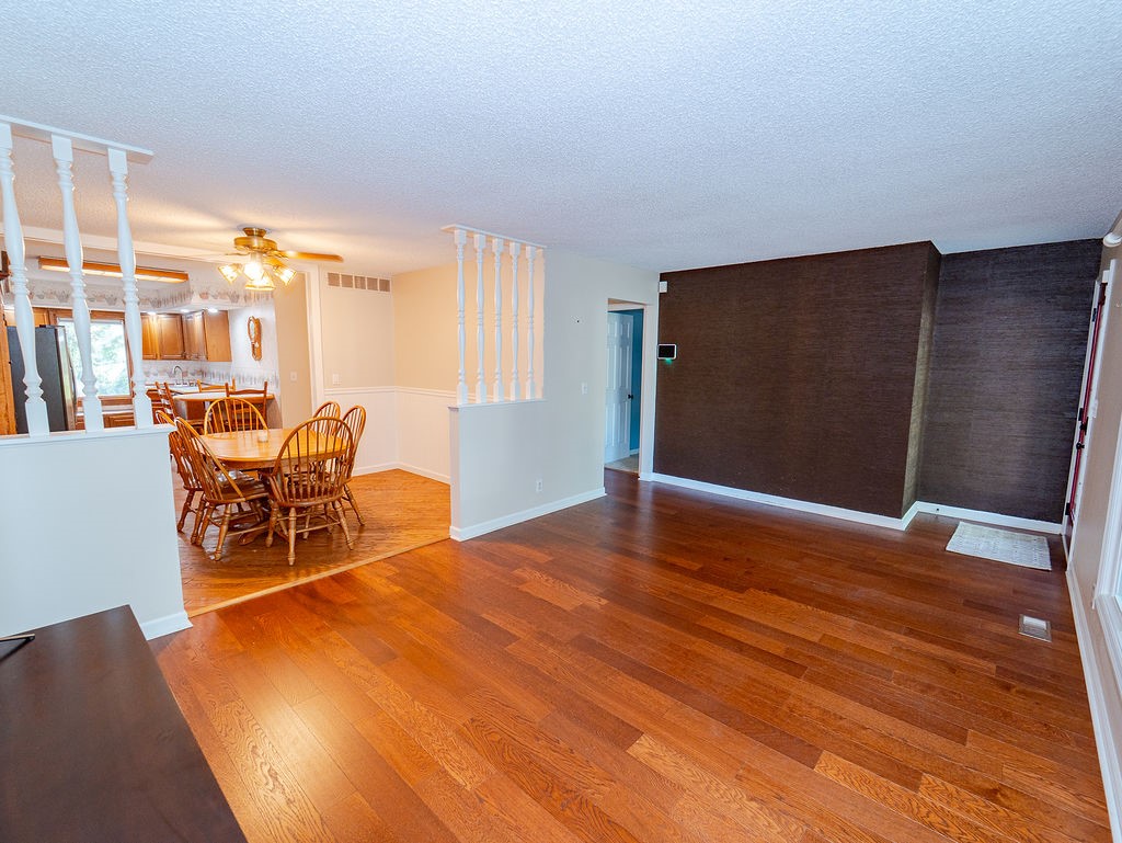 2607 Forrest Green Drive Property Photo 7