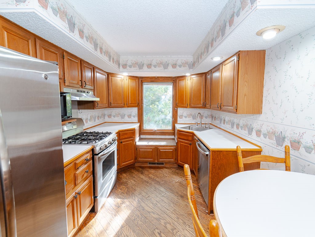 2607 Forrest Green Drive Property Photo 10
