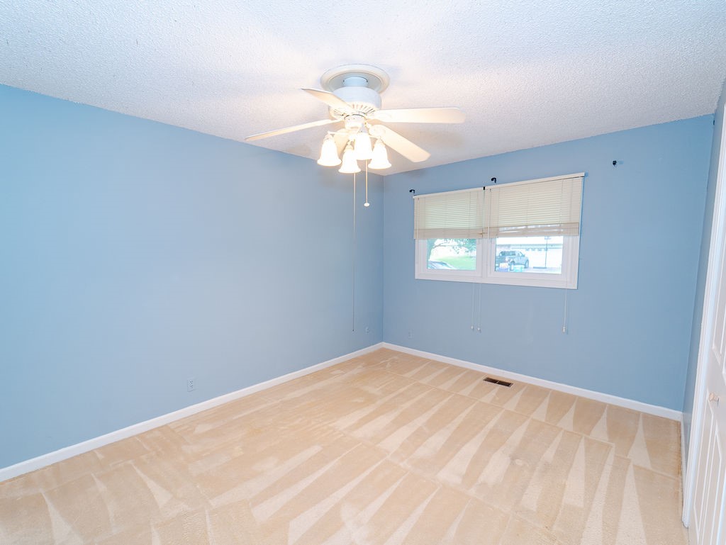 2607 Forrest Green Drive Property Photo 13