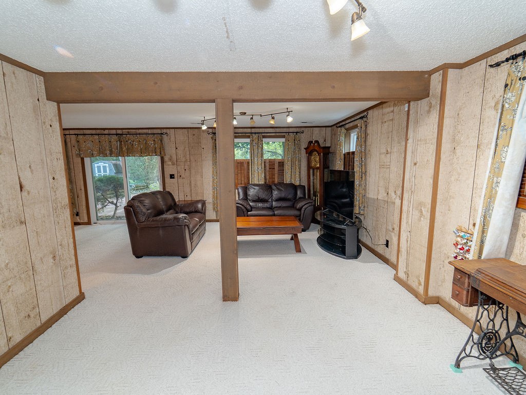 2607 Forrest Green Drive Property Photo 27