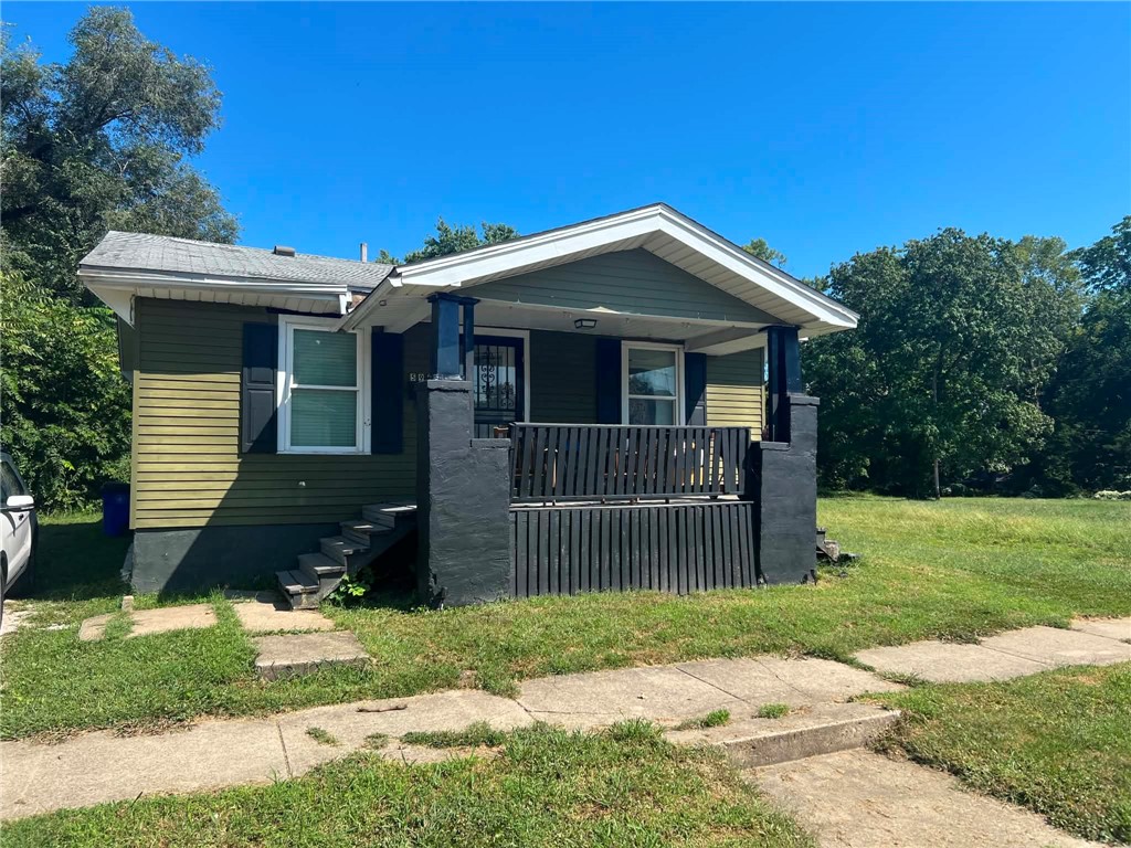 592 Oakland Avenue Property Photo 1