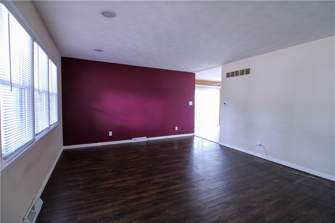 312 Southampton Drive Property Photo 5