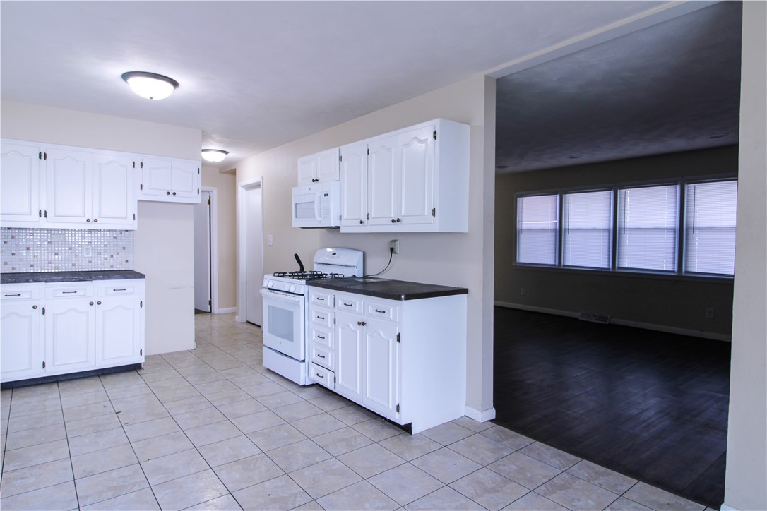 312 Southampton Drive Property Photo 10