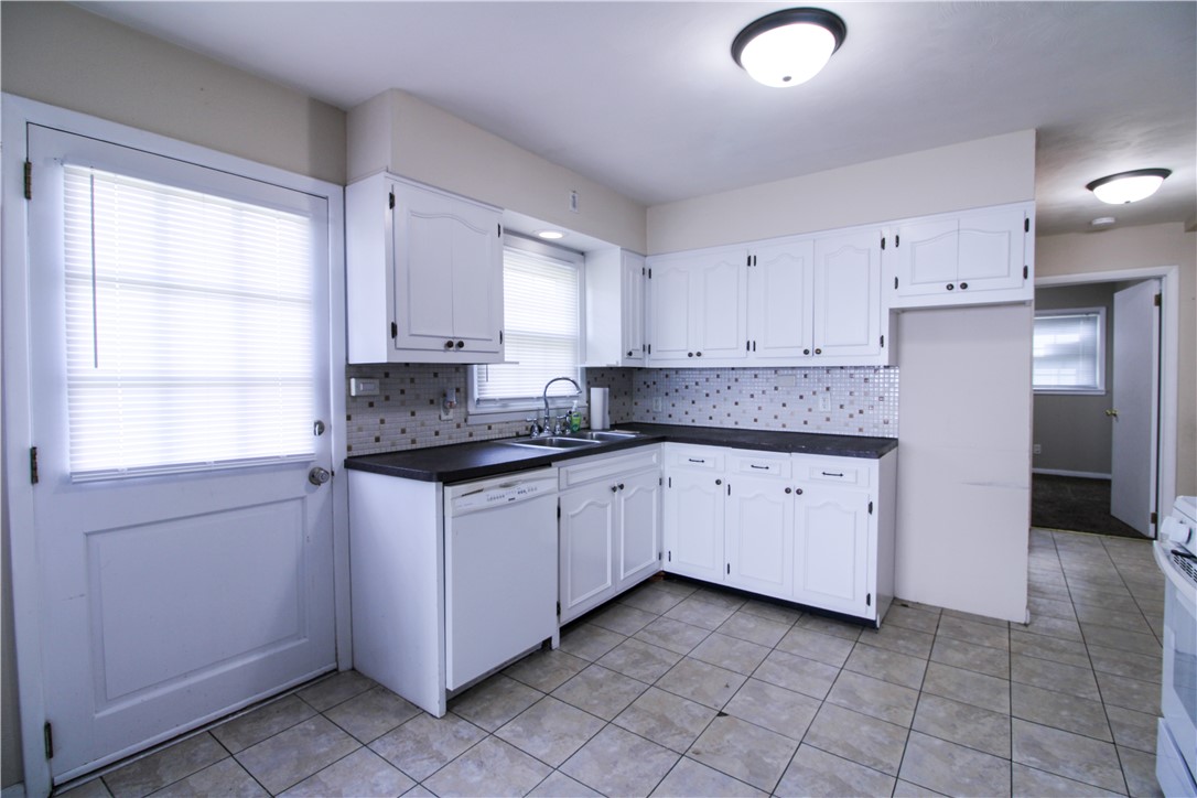 312 Southampton Drive Property Photo 11
