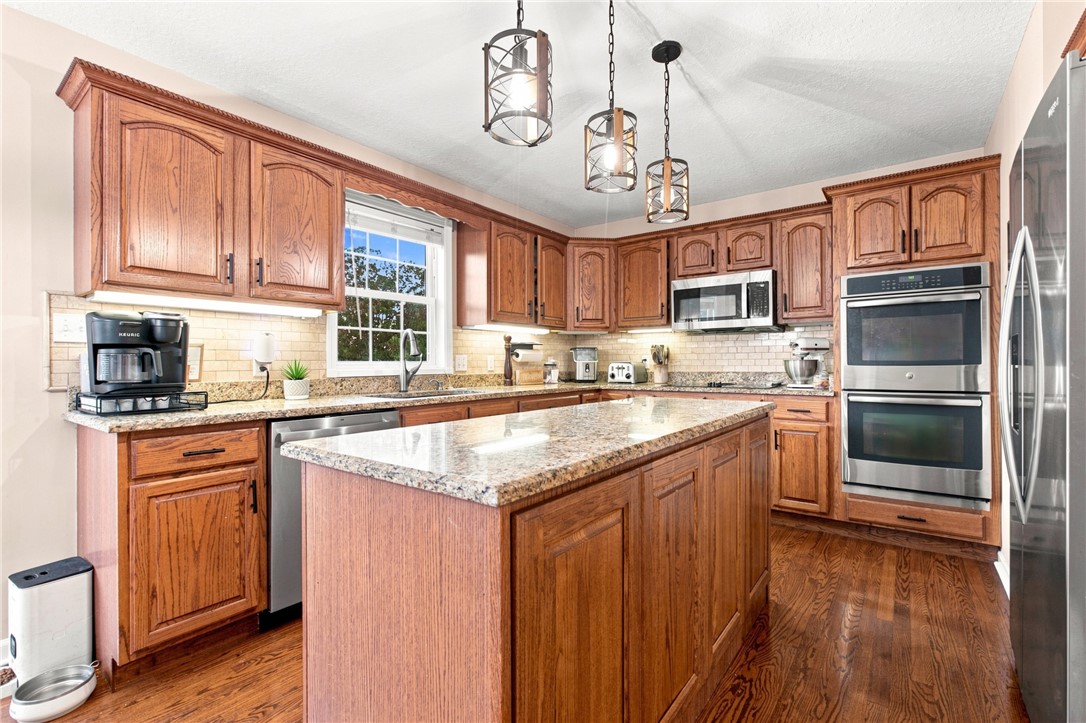 1521 Broadmoor Property Photo 12