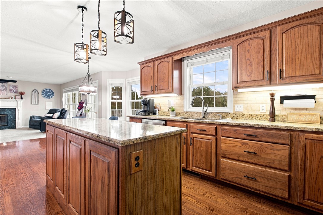1521 Broadmoor Property Photo 15