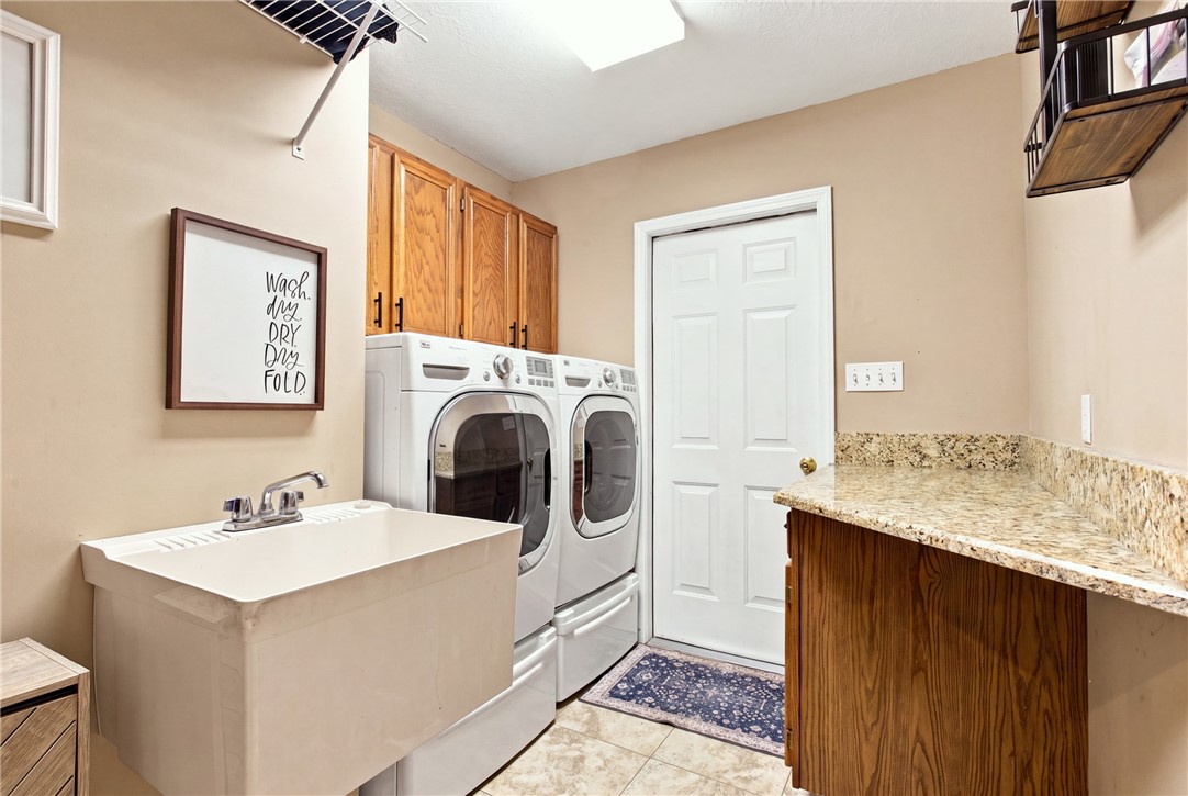 1521 Broadmoor Property Photo 18