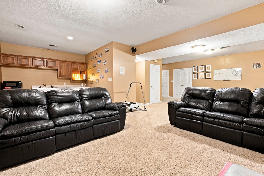 1521 Broadmoor Property Photo 29