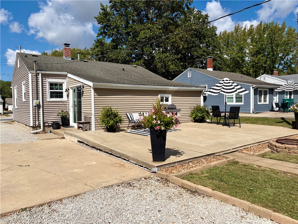 614 Cherry Street Property Photo 4