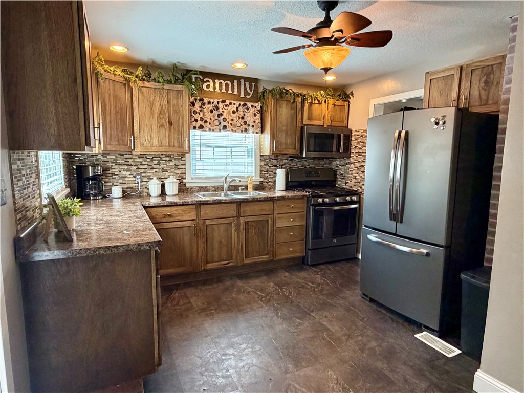 614 Cherry Street Property Photo 20